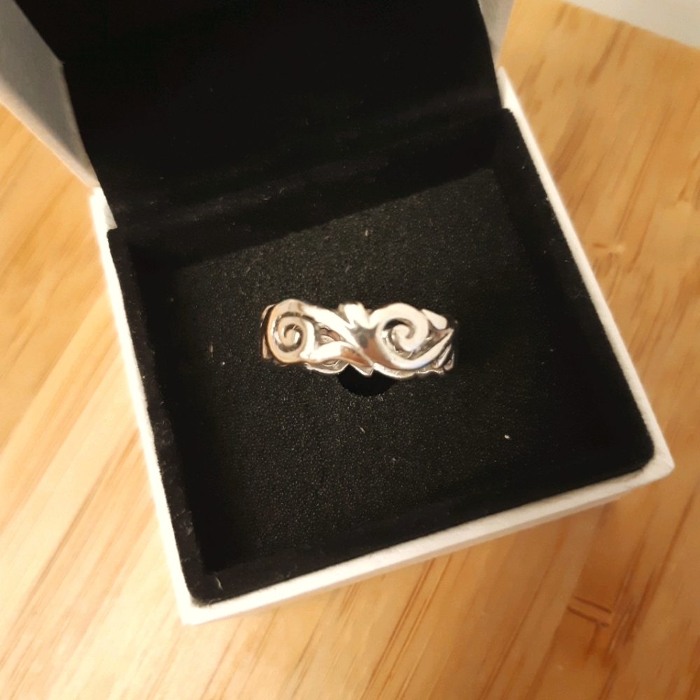 925 sterling silver ring